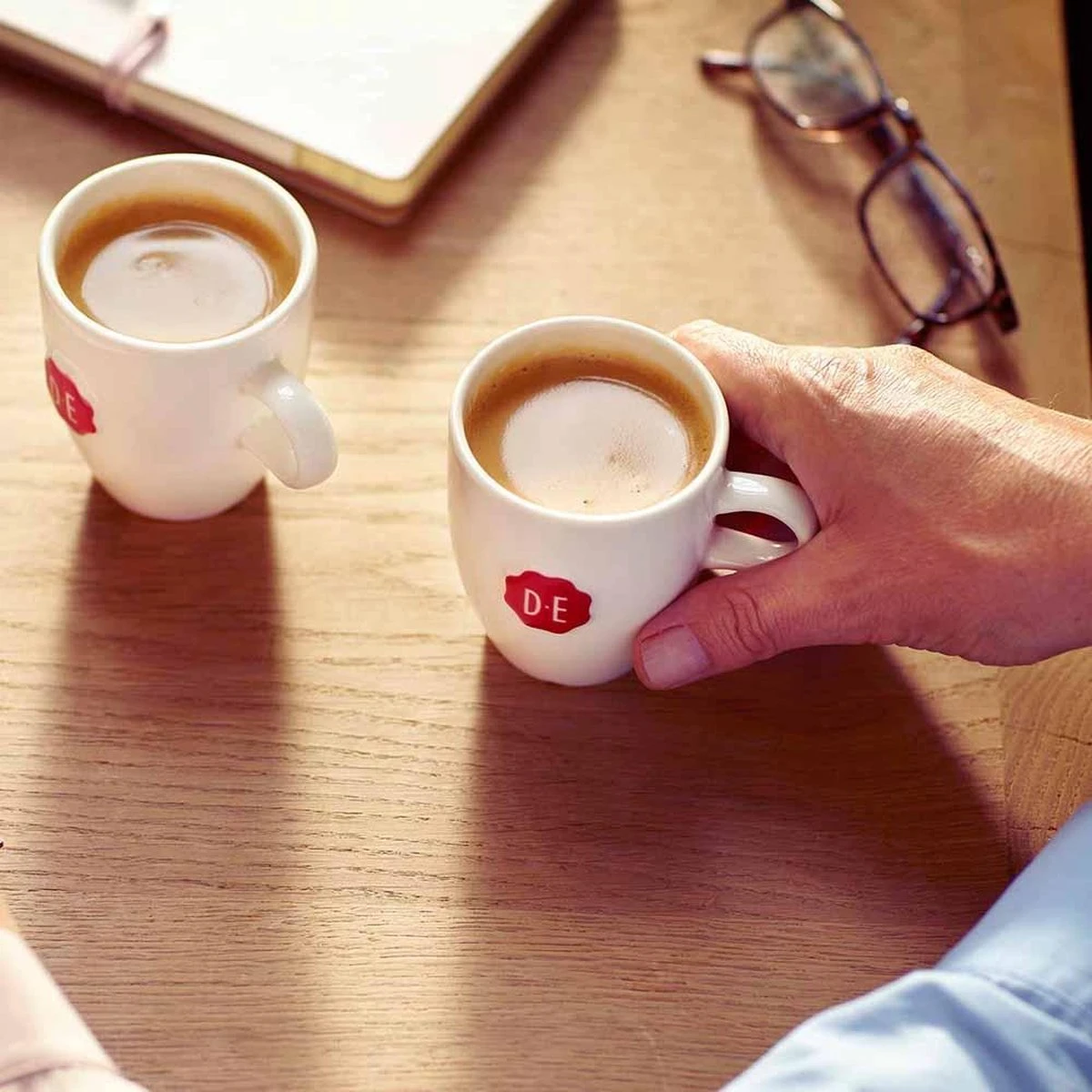 Douwe Egberts Aroma Rood Sticks Oploskoffie - 6 X 25 Zakjes - Image 4